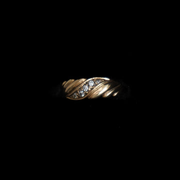 THE GOLDEN TIDE | 14K Gold & Diamond Ring