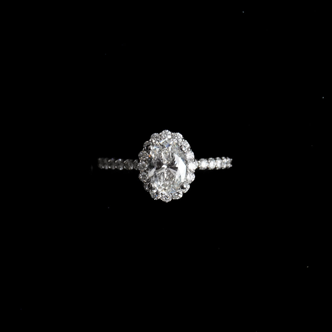 THE LADY AVALINE | 14K White Gold & Diamond Ring